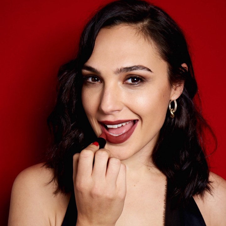 gal gadot lipstick