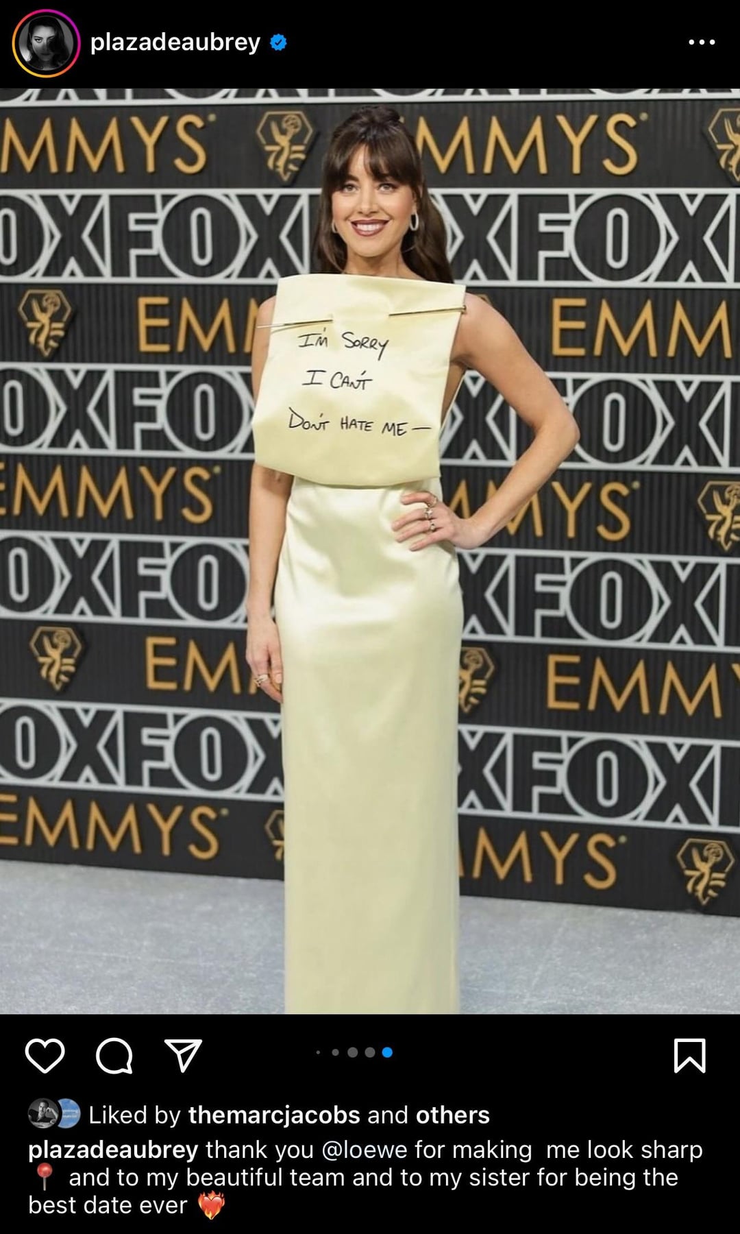 Aubrey Plaza Reposts Emmy Dress Memes Featuring The Infamous Satc Break Up Post It Inbella