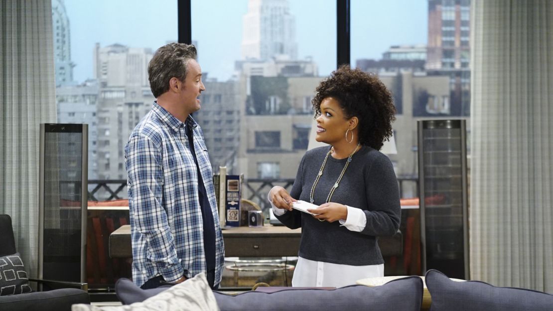 (From left) Matthew Perry and Yvette Nicole Brown on 'The Odd Couple.'